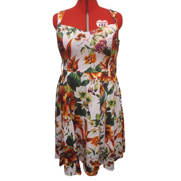 Retro Hearts & Roses Dress - Picture 1 of 3